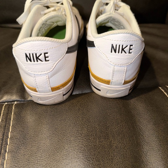 Nike | Court Legacy Sneakers, size 9 - Picture 3 of 3
